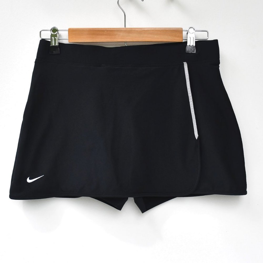 Nike Dri-fit Tennis skirt  size small (4-6)